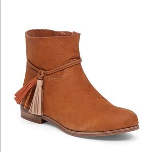 Lucky Brand booties